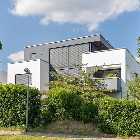 Bodensee Apartment Ueberlingen "Bauhaus Ueber Der Stadt" מראה חיצוני תמונה